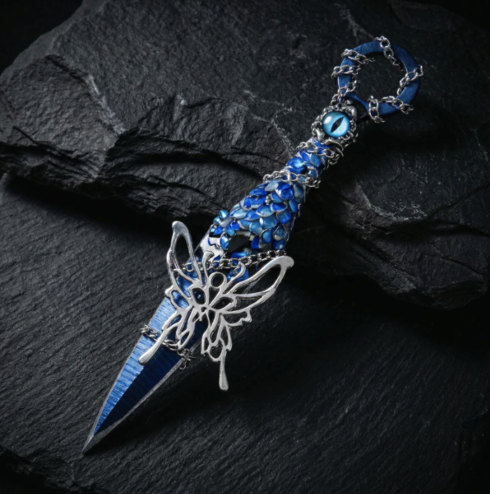VELMORA Daggers